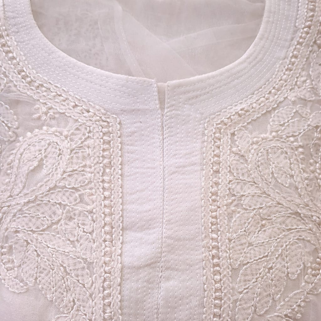 Elegant White Chikankari Kurti – Georgette